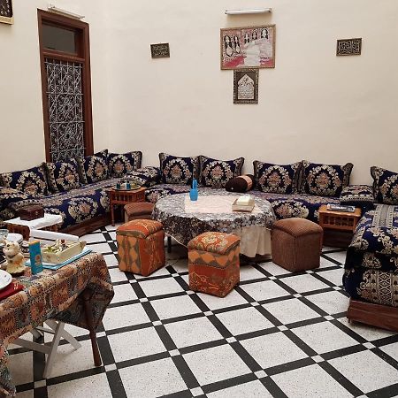 Ziat Dar Elzarhounni Hotel Fez Bagian luar foto